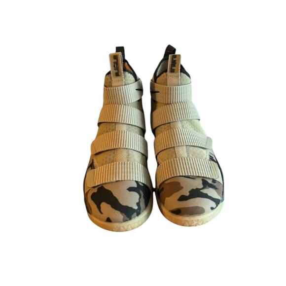Zoom LeBron James Soldier 11 Camo Nike Sneakers Men’s Size 8.5 New with Box main image 9